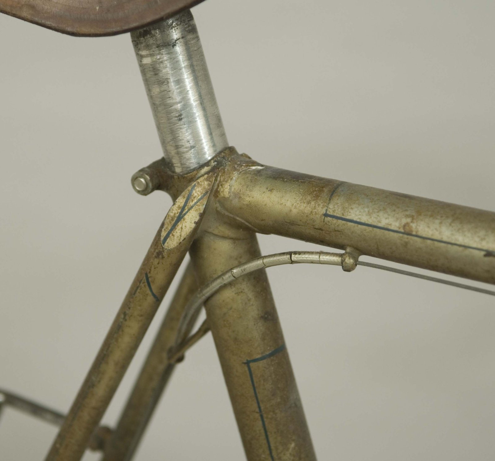 NOS OLD BIKE MICHELIN HI-LITE 650x32 B RANDONNEUR HERSE ROUTENS SINGER EUR 50,00 - FR